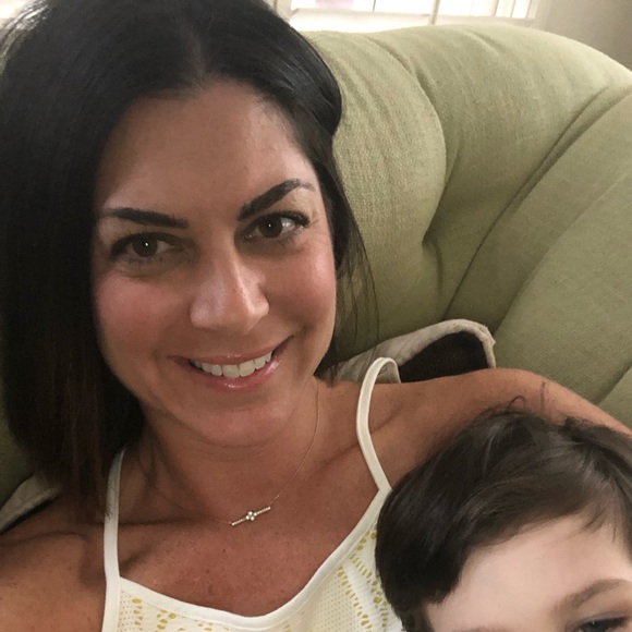 Meet your Posher, Ali - Picture 1 of 1